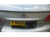 Tailgate handle from a Toyota Avensis (T27), 2008 / 2018 2.0 16V D-4D-F, Saloon, 4-dr, Diesel, 1.986cc, 93kW (126pk), FWD, 1ADFTV; EURO4, 2008-11 / 2018-10, ADT270 2010