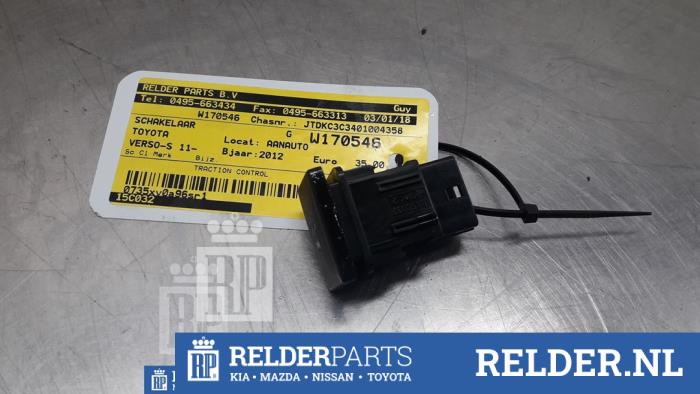Begagnade Brytare Toyota Verso S 1.4 D-4D Pris € 23,00 Marginaltabell erbjuds av Relder Parts B.V.