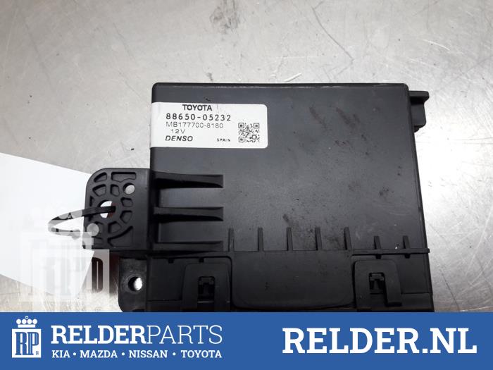 Usagé Ordinateur divers Toyota Avensis (T27) 2.0 16V D-4D-F Prix € 90,00 Règlement à la marge proposé par Relder Parts B.V.
