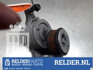 Usados Rodillo tensor correa múltiple Mazda 2 (DE) 1.3 16V S-VT Precio € 36,00 Norma de margen ofrecido por Relder Parts B.V.