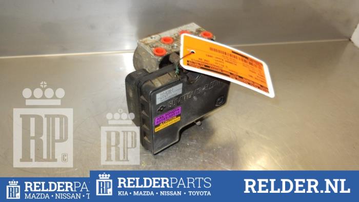 Used ABS Computer Toyota Yaris Verso (P2) 1.3 16V Price € 30,00 Margin scheme offered by Relder Parts B.V.
