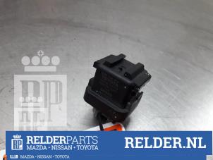 Used Glow plug relay Toyota Yaris II (P9) 1.4 D-4D Price € 27,00 Margin scheme offered by Relder Parts B.V.