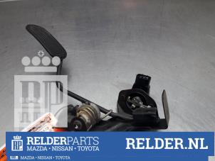Używane Czujnik polozenia pedalu gazu Toyota Avensis Verso (M20) 2.0 D-4D 16V Cena € 54,00 Procedura marży oferowane przez Relder Parts B.V.