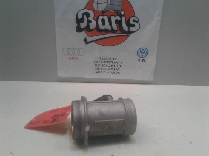 Gebrauchte Luftmassenmesser Audi A4 Preis € 10,00 Margenregelung angeboten von Baris Schiedam
