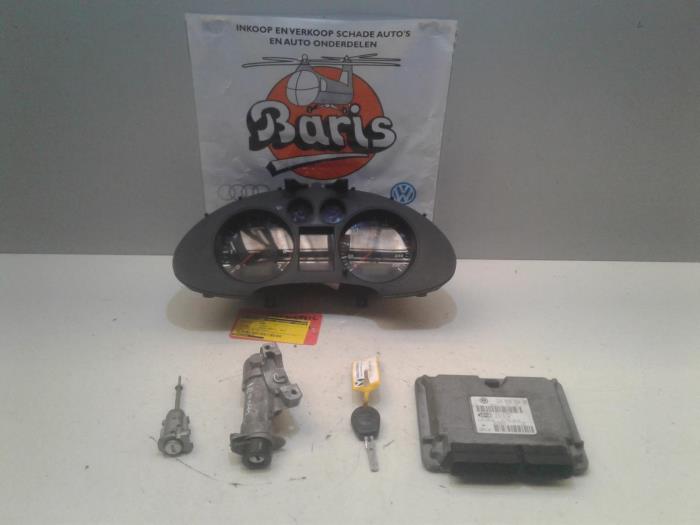 Used Ignition lock + computer Seat Cordoba (6L2) 1.4 16V Price € 125,00 Margin scheme offered by Baris Schiedam