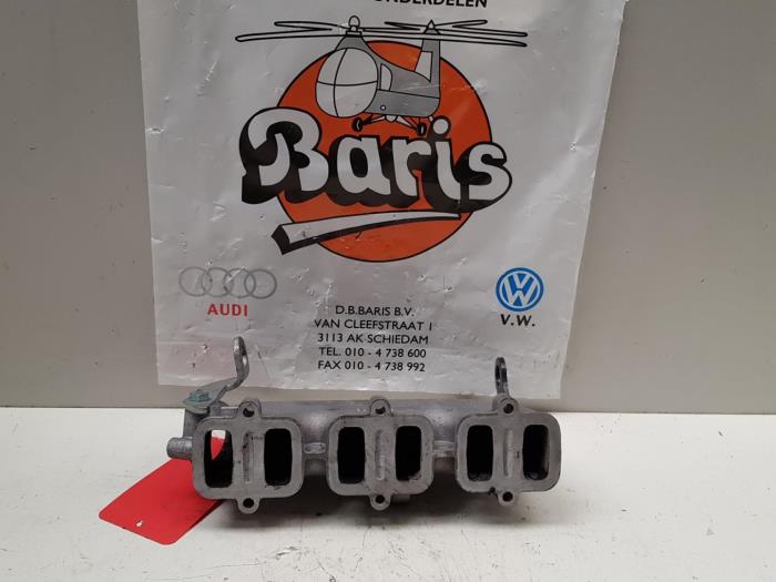 Begagnade Insugsrör Audi A4 Avant (B6) 2.5 TDI V6 24V Quattro Pris € 15,00 Marginaltabell erbjuds av Baris Schiedam