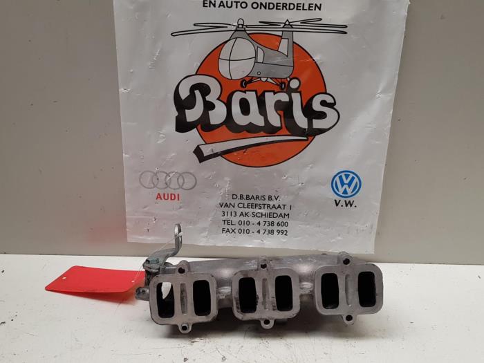 Begagnade Insugsrör Audi A4 Avant (B6) 2.5 TDI V6 24V Quattro Pris € 15,00 Marginaltabell erbjuds av Baris Schiedam