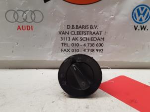 Gebrauchte Licht Schalter Volkswagen Golf IV (1J1) 1.9 TDI Preis € 15,00 Margenregelung angeboten von Baris Schiedam