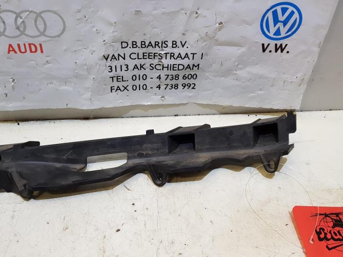 Support (miscellaneous) from a Volkswagen Caddy 2012