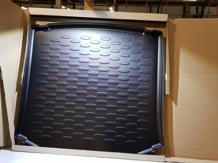 Boot mat Seat 6J8061201 Baris Schiedam