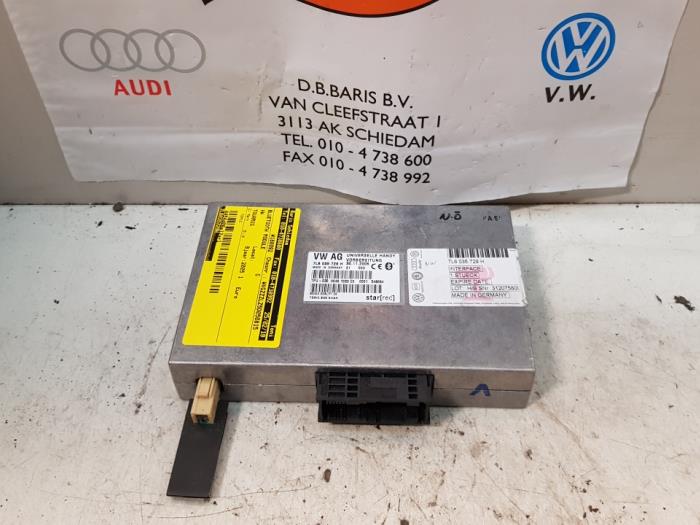 Begagnade Bluetooth-modul Volkswagen Touareg (7LA/7L6) 5.0 TDI V10 Pris € 50,00 Marginaltabell erbjuds av Baris Schiedam