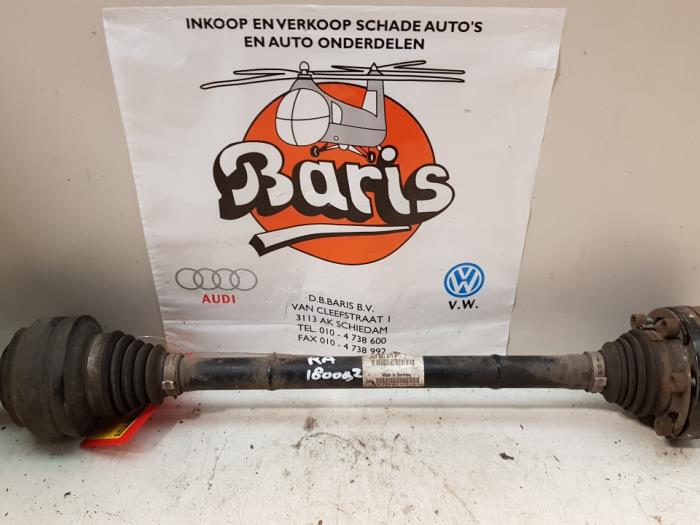 Gebrauchte Antriebswelle rechts hinten Volkswagen Touareg (7LA/7L6) 5.0 TDI V10 Preis € 25,00 Margenregelung angeboten von Baris Schiedam