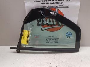 Usagé Vitre triangulaire arrière droite Volkswagen Golf VI (5K1) 1.4 16V Prix € 25,00 Règlement à la marge proposé par Baris Schiedam
