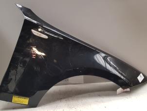 Used Front wing, right BMW 1-Serie Price € 60,00 Margin scheme offered by Baris Schiedam