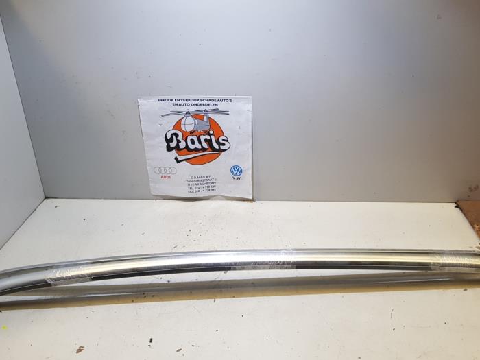 Set of roof strip from a Seat Ibiza ST (6J8) 1.2 TDI Ecomotive 2010