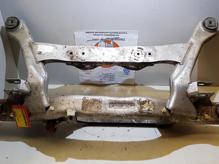 Begagnade Underram Volkswagen Passat Pris € 75,00 Marginaltabell erbjuds av Baris Schiedam