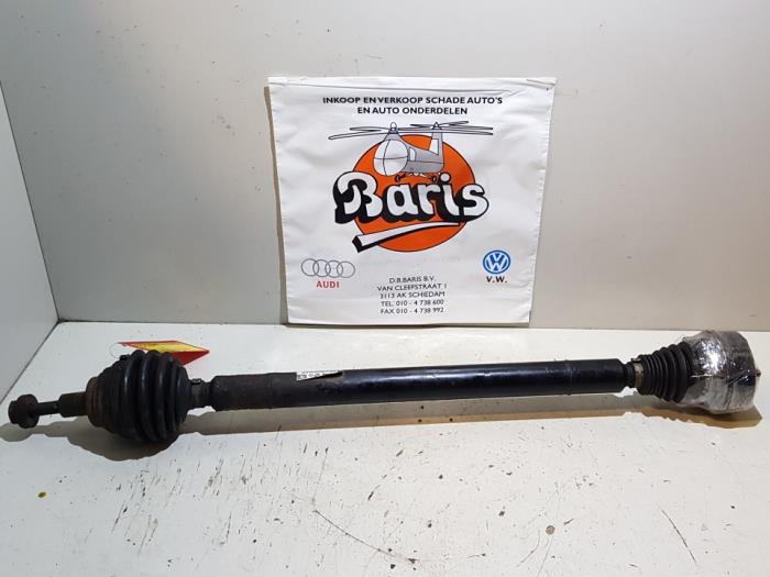 Front drive shaft, right from a Volkswagen Golf V (1K1) 1.9 TDI 2007