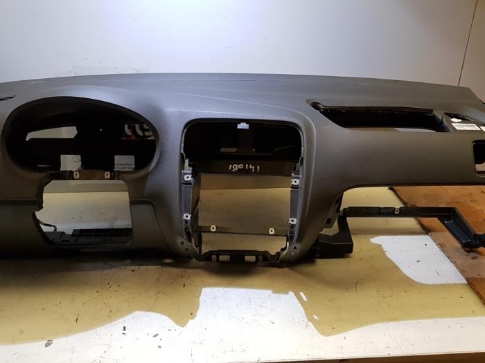 Dashboard from a Volkswagen Polo 2012
