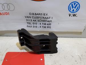 Usados Soporte (varios) Audi A1 Precio € 5,00 Norma de margen ofrecido por Baris Schiedam