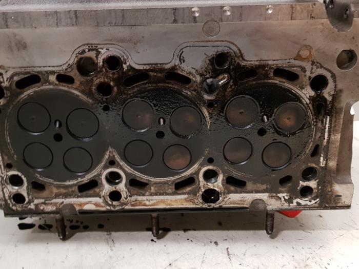 Cylinder head from a Volkswagen Polo 2011