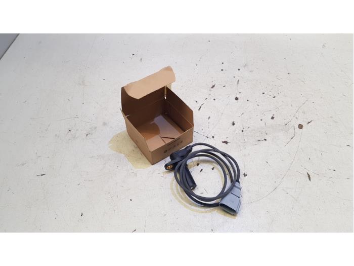 Begagnade Vevaxelsensor Volkswagen Passat Pris € 15,00 Marginaltabell erbjuds av Baris Schiedam