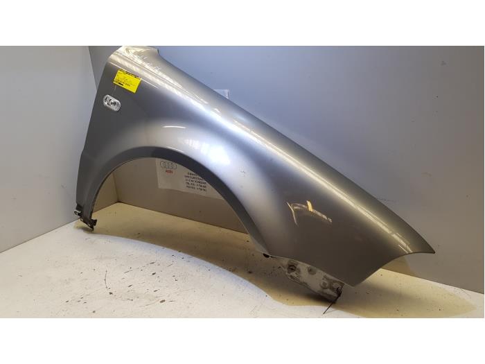 Front wing, right from a Volkswagen Passat 2004