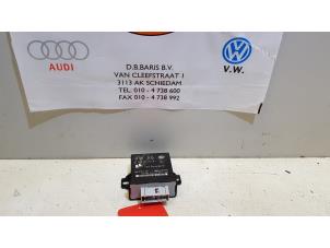 Używane Sterownik oswietlenia Audi A3 Sportback (8PA) 1.4 TFSI 16V Cena € 40,00 Procedura marży oferowane przez Baris Schiedam