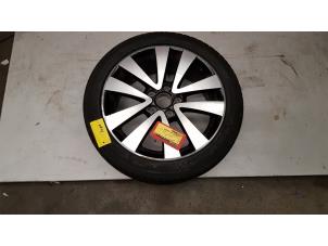 Begagnade Hjul + däck Volkswagen Golf Pris € 75,00 Marginaltabell erbjuds av Baris Schiedam