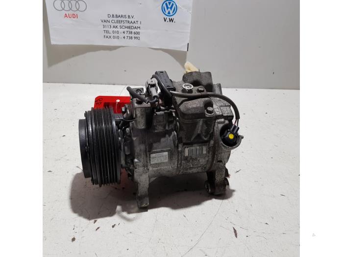 Air conditioning pump from a BMW 3-Serie 2010