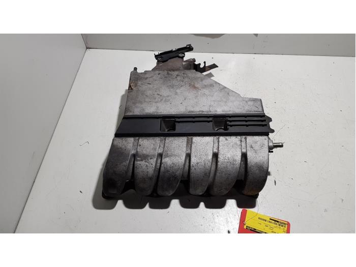 Gebrauchte Ansaugbrugge Volkswagen Golf Preis € 50,00 Margenregelung angeboten von Baris Schiedam