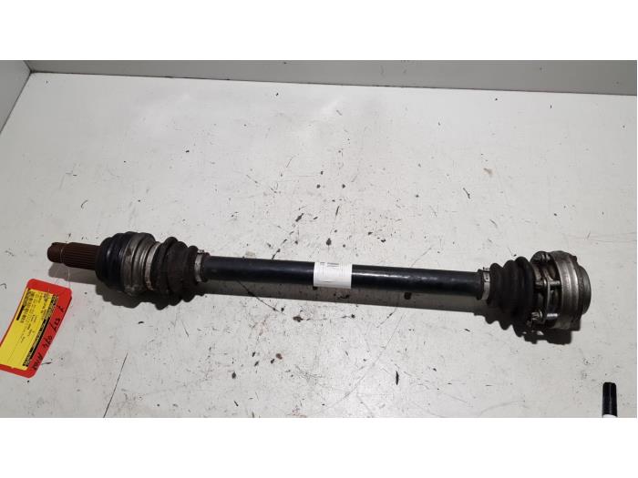 Drive shaft, rear right from a BMW 3-Serie 2006
