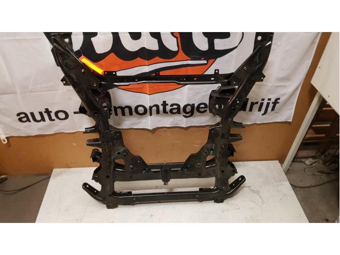Begagnade Underram BMW X5 Pris € 200,00 Marginaltabell erbjuds av Baris Schiedam