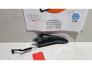 Used Speaker Volkswagen Golf Plus (5M1/1KP) 1.6 FSI 16V Price € 5,00 Margin scheme offered by Baris Schiedam