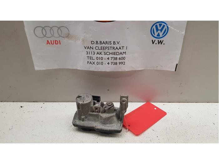 Usagé Robinet d' arrêt gaz d' échappement Audi A1 (8X1/8XK) 1.4 TDI Ultra 12V Prix € 60,00 Règlement à la marge proposé par Baris Schiedam