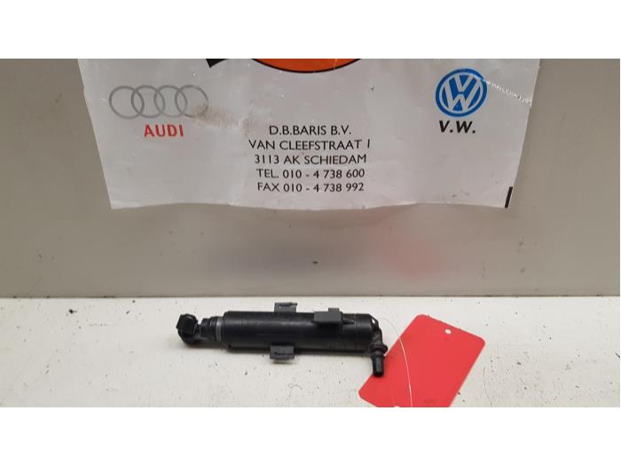 Używane Spryskiwacz reflektorów Audi A1 (8X1/8XK) 1.4 TDI Ultra 12V Cena € 25,00 Procedura marży oferowane przez Baris Schiedam