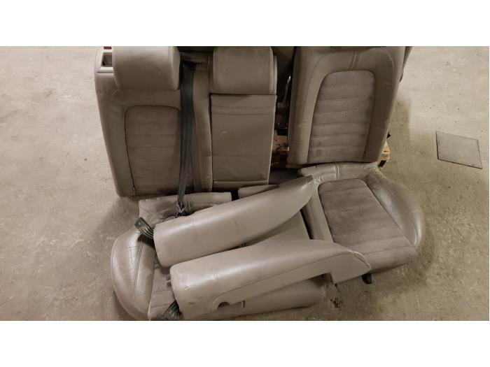 Fotele + kanapa (kompletne) z Volkswagen Passat Variant (3C5) 2.0 TDI 16V 140 2006