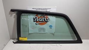 Usagé Vitre 2portes arrière gauche Audi A3 (8L1) 1.6 Prix € 20,00 Règlement à la marge proposé par Baris Schiedam