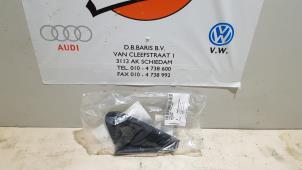 Usagé Protection montant A droit Volkswagen Polo Prix € 5,00 Règlement à la marge proposé par Baris Schiedam