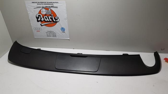 Begagnade Diffuser, bakre stötfångare Volkswagen Jetta IV (162/16A) 1.2 TSI Pris € 30,00 Marginaltabell erbjuds av Baris Schiedam
