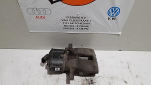 Used Rear brake calliper, left Volkswagen Passat Variant (365) 2.0 TDI 16V 140 Price € 75,00 Margin scheme offered by Baris Schiedam