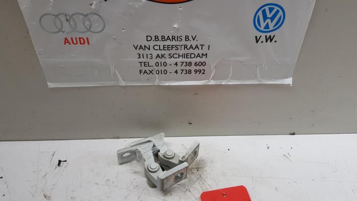 Zawias drzwi lewych przednich z Volkswagen Golf VII (AUA) 2.0 GTI 16V Performance Package 2014