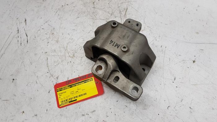 Used Engine mount Audi A3 Price € 25,00 Margin scheme offered by Baris Schiedam