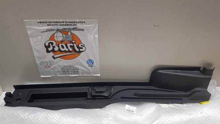 Luggage compartment trim from a Volkswagen Passat Variant (3G5) 1.4 TSI 16V 2016