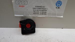 Używane Pierscien poduszki powietrznej Volkswagen Polo V (6R) 1.2 TDI 12V BlueMotion Cena € 20,00 Procedura marży oferowane przez Baris Schiedam