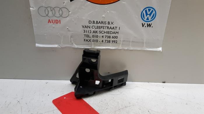 Rear bumper bracket, left from a Volkswagen Golf VII (AUA) 2.0 GTI 16V 2017