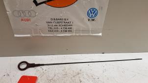 Usagé Jauge d'huile Volkswagen Golf VI (5K1) 1.2 TSI BlueMotion Prix € 10,00 Règlement à la marge proposé par Baris Schiedam