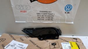 Używane Element zderzaka lewy przód Volkswagen Tiguan (5N1/2) Cena € 15,00 Procedura marży oferowane przez Baris Schiedam