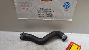 Gebrauchte Kühlerschlauch Volkswagen Up! (121) 1.0 12V 60 Preis € 15,00 Margenregelung angeboten von Baris Schiedam