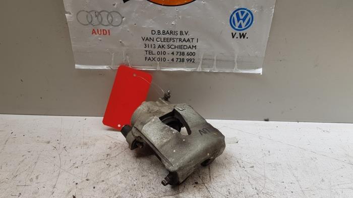 Gebrauchte Bremszange links vorne Volkswagen Up! (121) 1.0 12V 60 Preis € 20,00 Margenregelung angeboten von Baris Schiedam