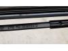 Front wiper arm from a Volkswagen Up! (121) 1.0 12V 60 2020
